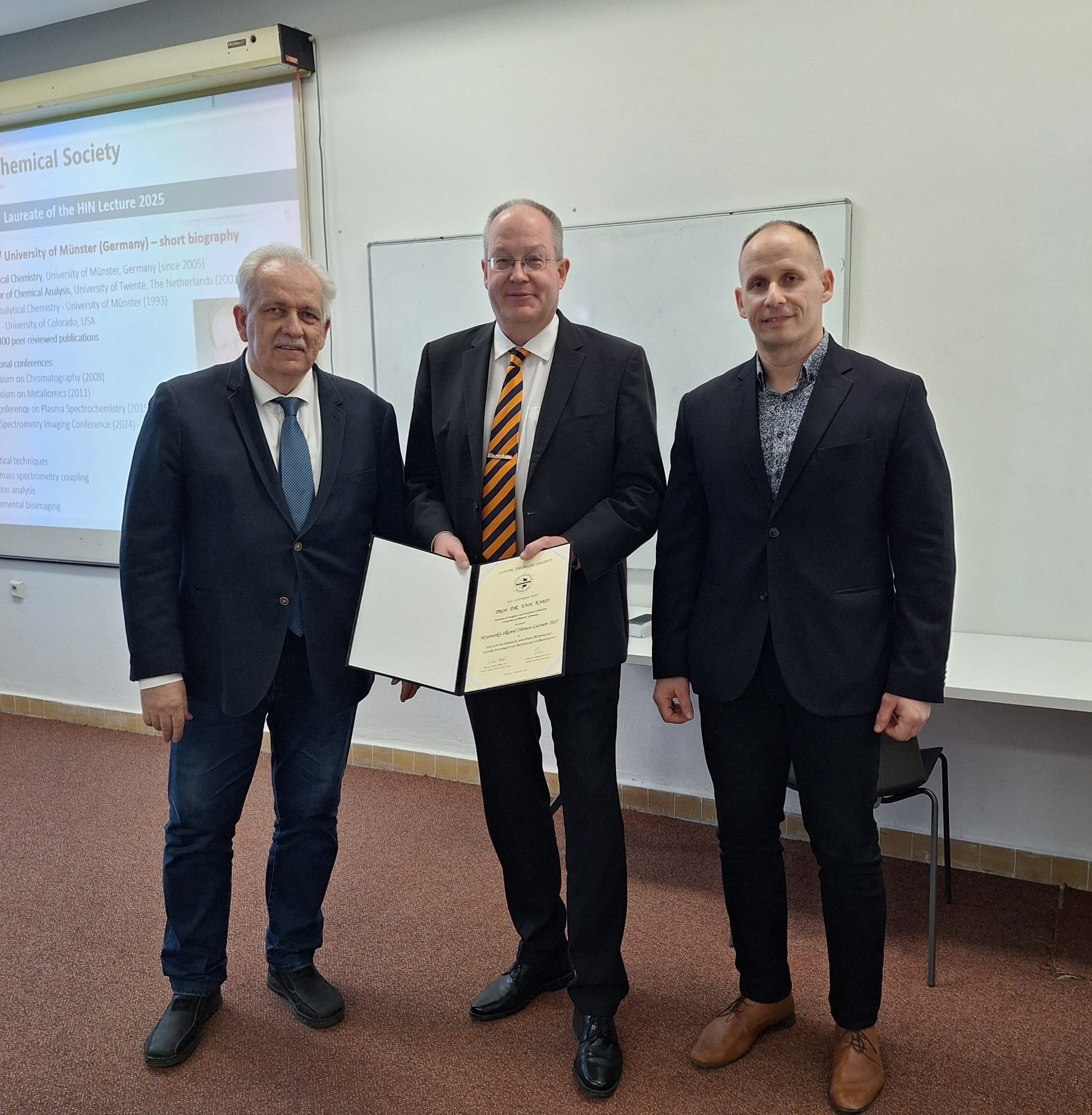 Read more about the article Prednáška prof. Dr. Uwe Karsta v rámci „Heyrovský – Ilkovič – Nernst Lecture 2025“