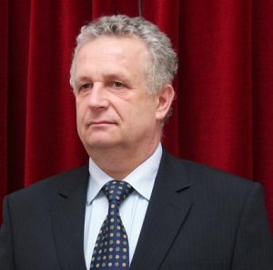 Read more about the article Zomrel prof. RNDr. Jaromír Pastorek, DrSc.